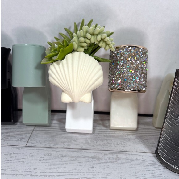 Bath Body Works 6 Wallflowers Fragrance Bulb Holders Set Lot Various Styles - Picture 4 of 9